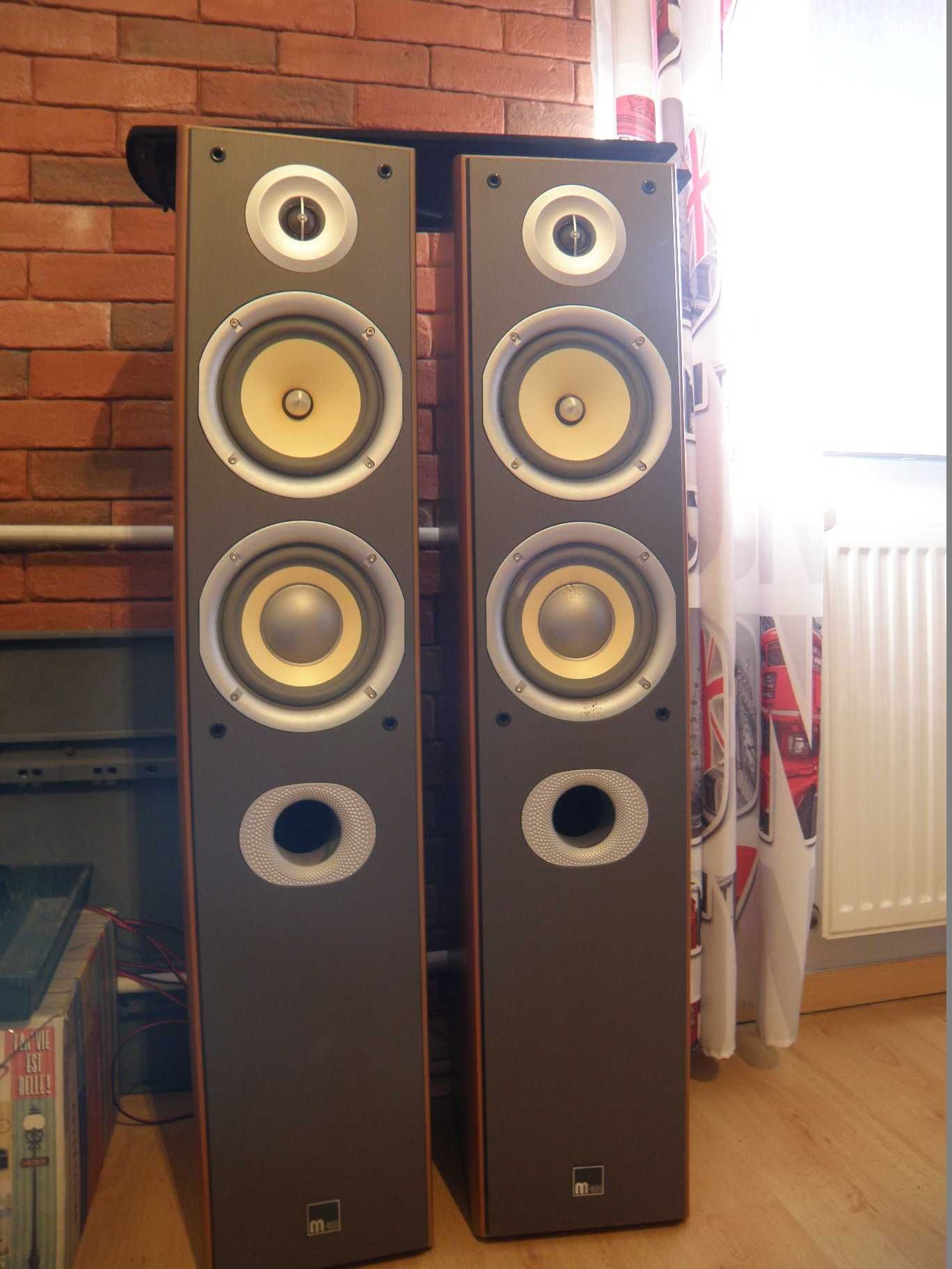 Kolumny M AUDIO HTS 700
