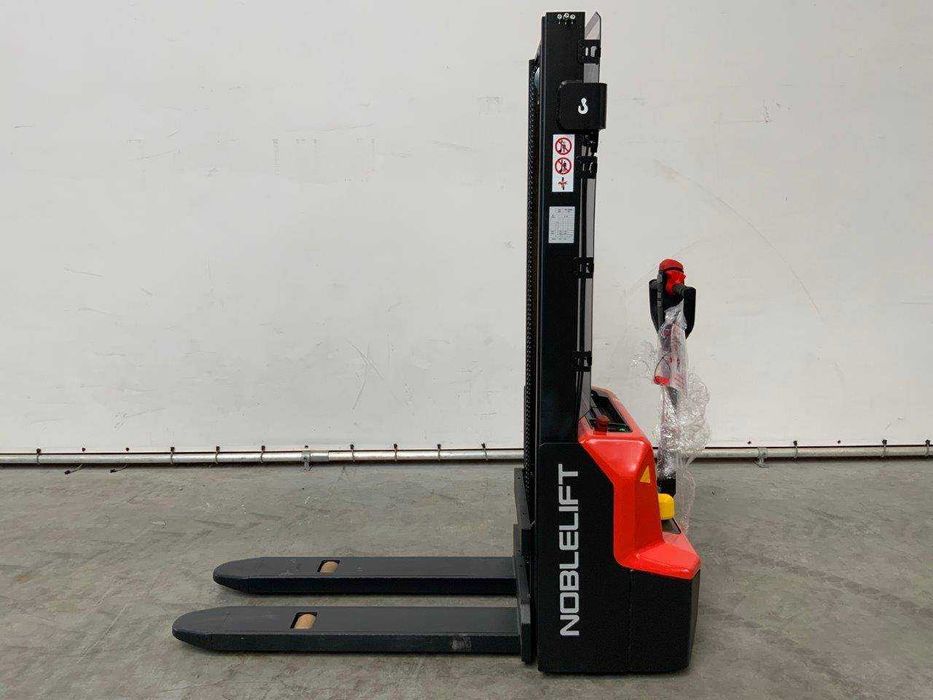 EMPILHADOR STACKER ELÉCTRICO 1200kg (NOVO)