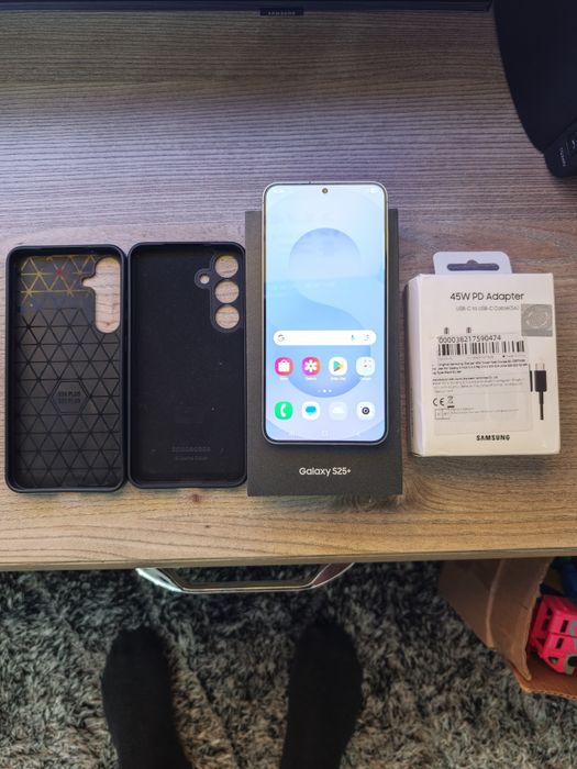 Samsung Galaxy s25 plus 12/512 Gb