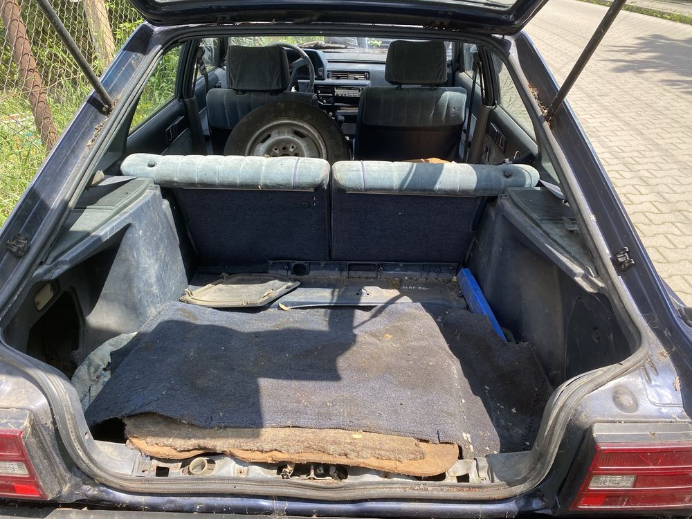 Toyota camry 1983 na części