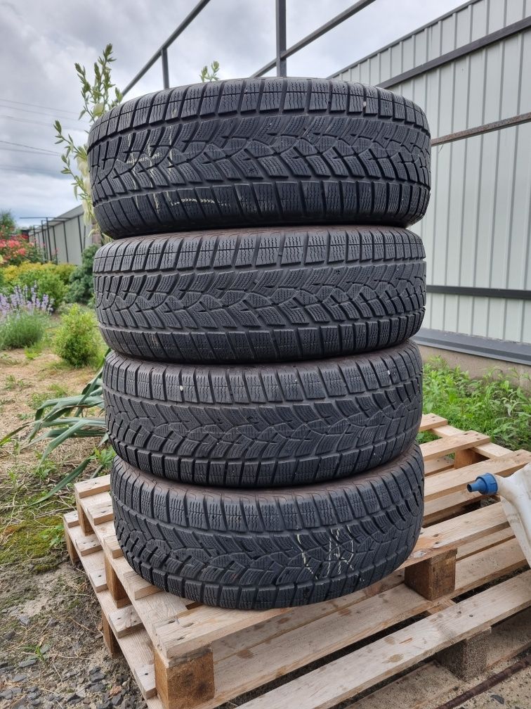 Goodyear 215/60 r17 SUV Goodyear ultragrip performance 215/60 r17