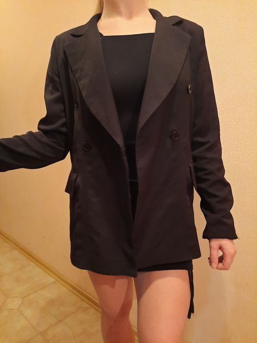 Женский строгий жакет