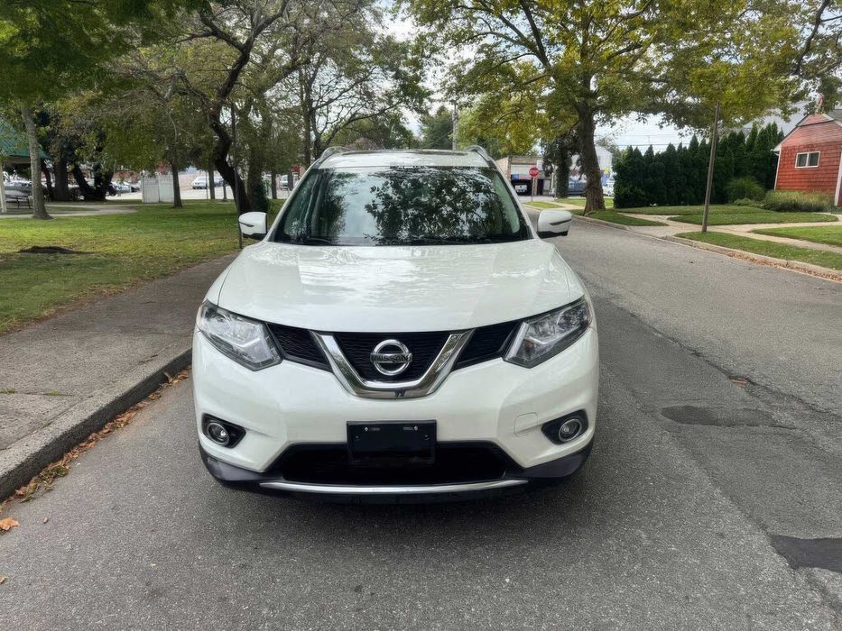 Nissan Rogue SL      2016