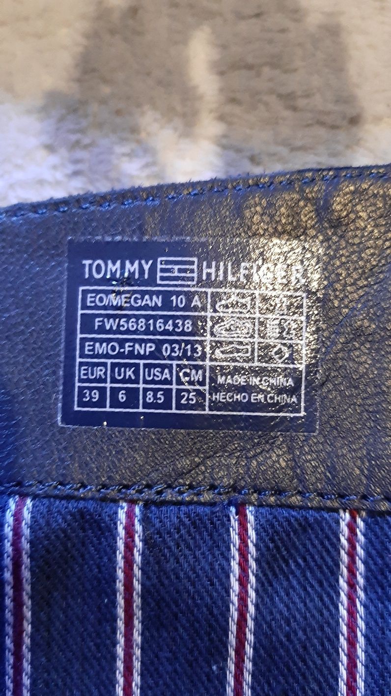 Kozaki Tommy Hilfiger roz 39