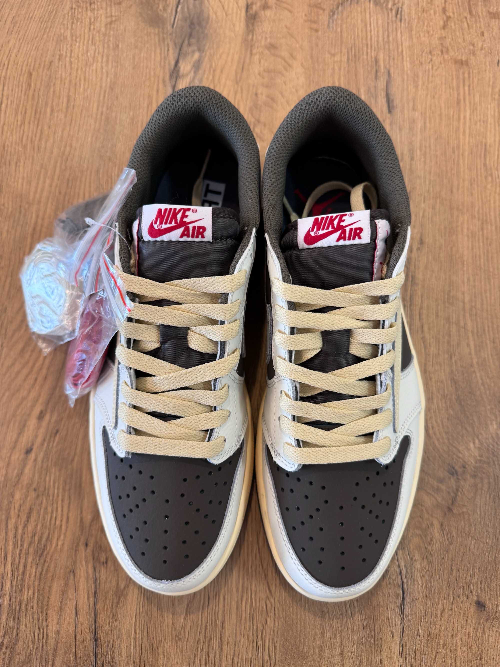 Jordan 1 Low Travis Scott rozmiar 43