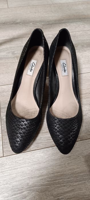 Туфлі Clarks 40-41 розмір шкіра