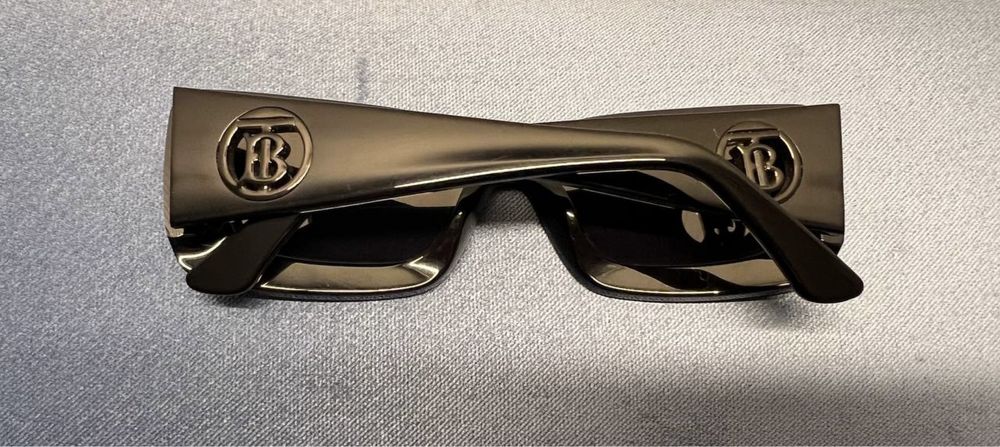 продам очки Burberry ОРИГИНАЛ