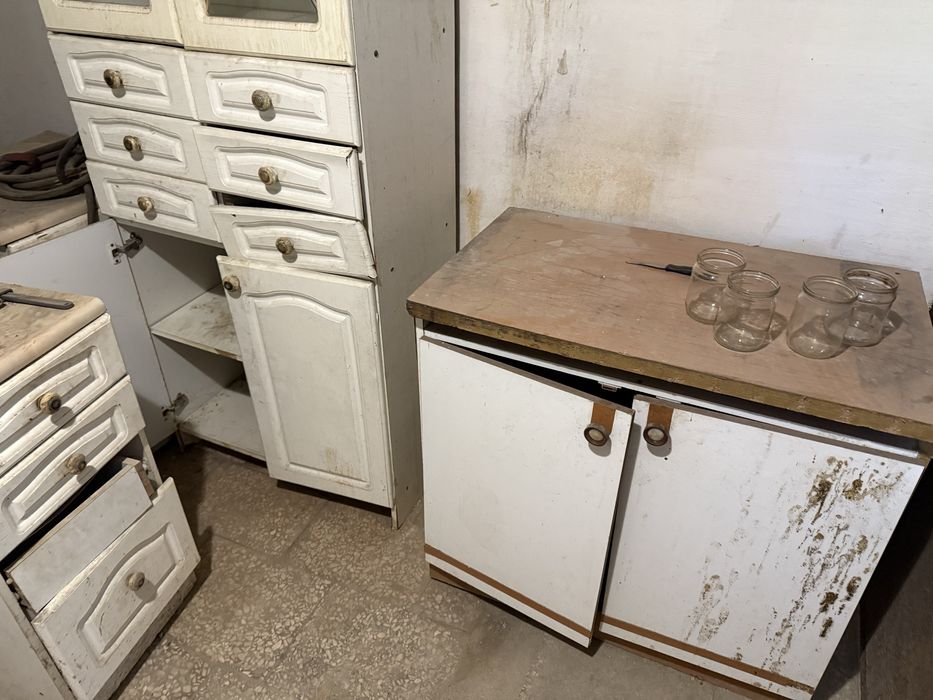 Срочно Продам меблі стан по фото