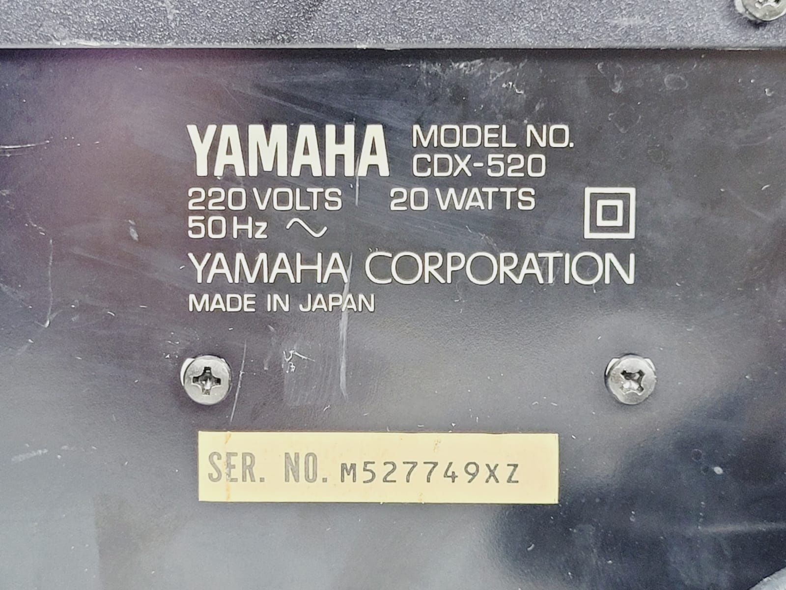 Yamaha CDX 520 VINTAGE odtwarzacz płyt CD Japan