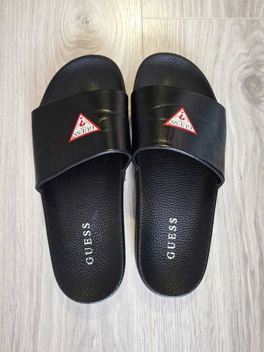 Стильні жіночі шлепки від Guess Р. 40 (26см)