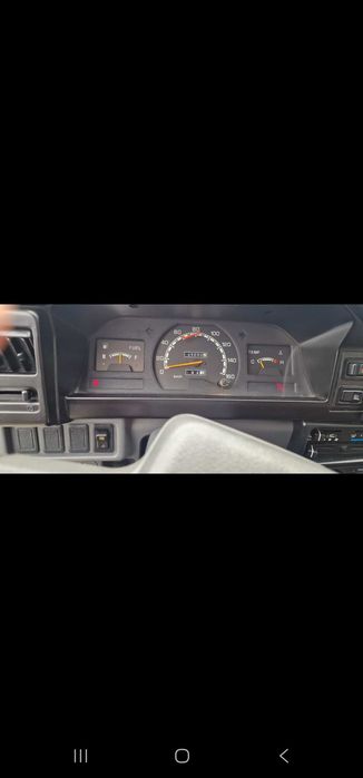 Mitsubishi L300 2.5D – 1993 – 6 lugares