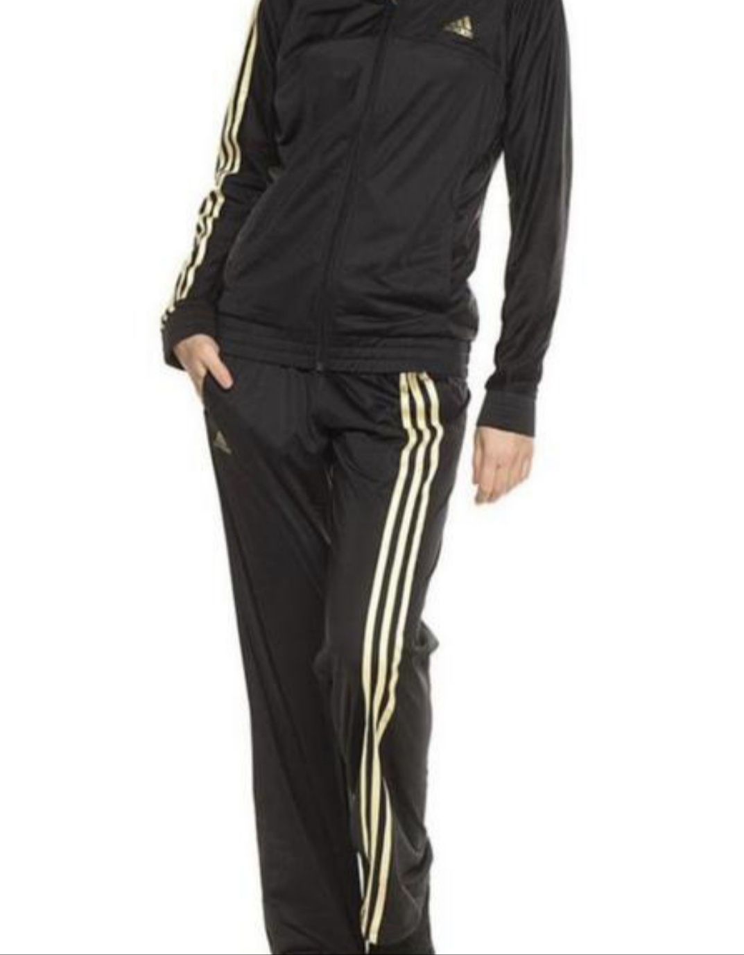 Новий спортивний костюм Adidas