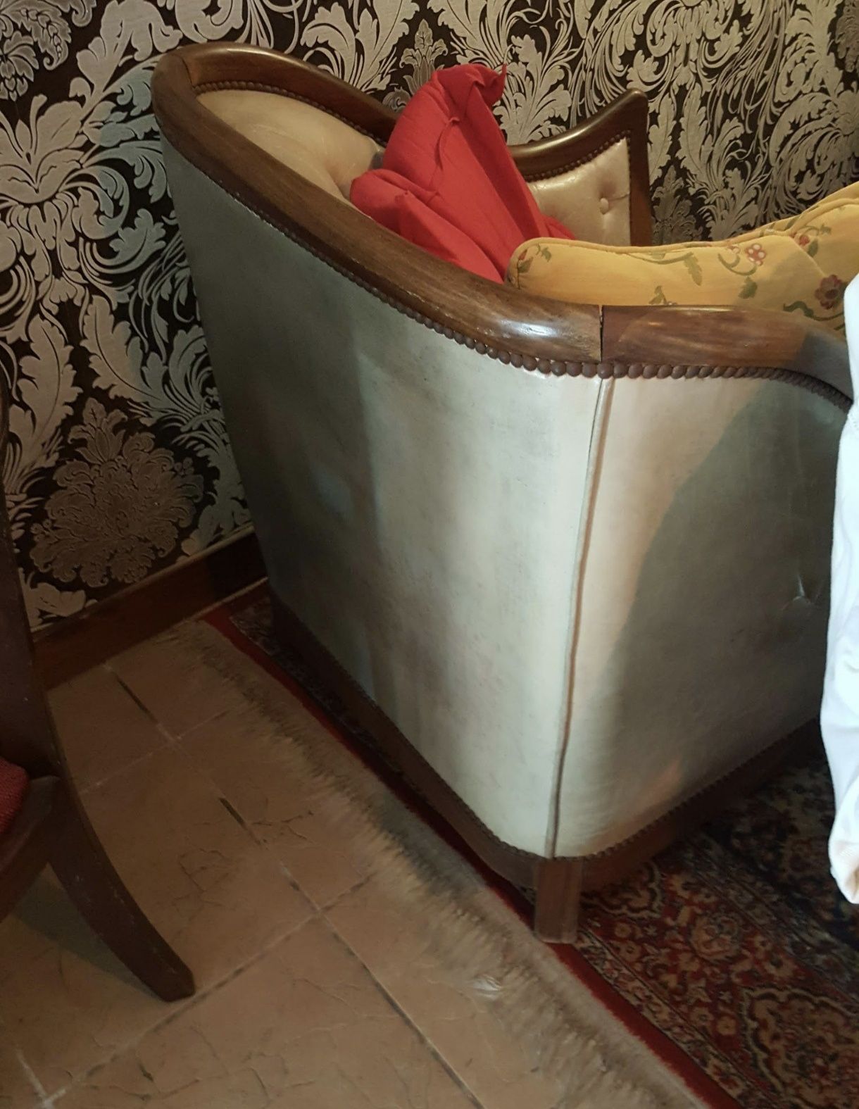 Cadeirões Pele Chesterfield / Capitone