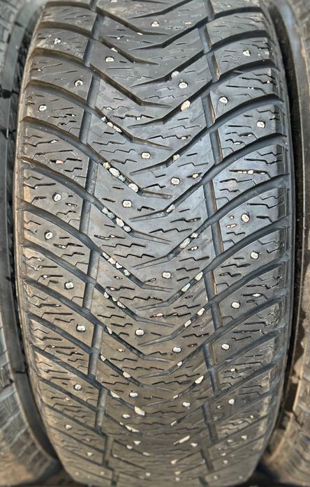 Скад шин б/в. 235/55 R19 Yokohama Ice Guard IG65