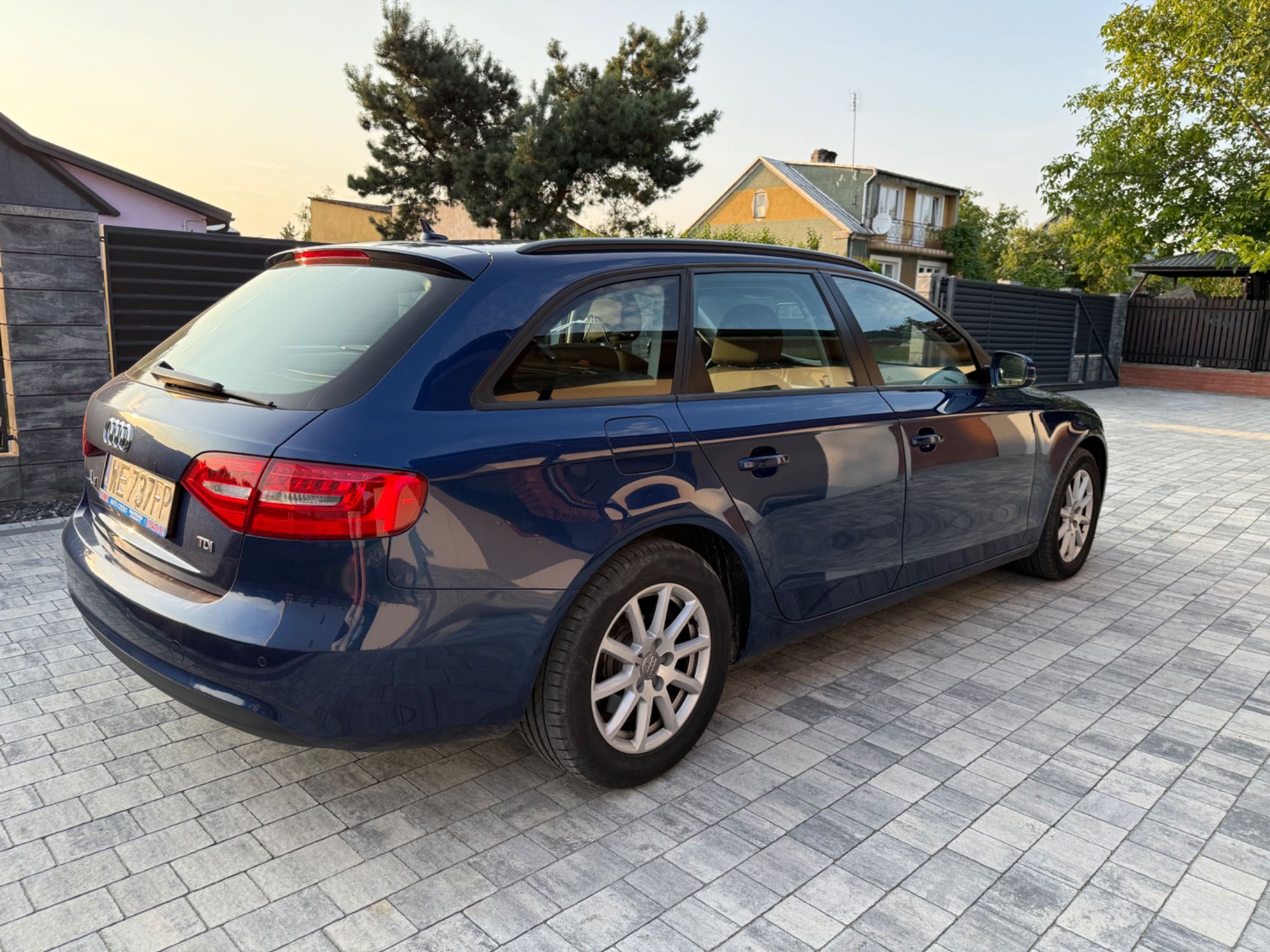 Audi A4 B8 2.0 TDI 143 km Kombi Zadbana