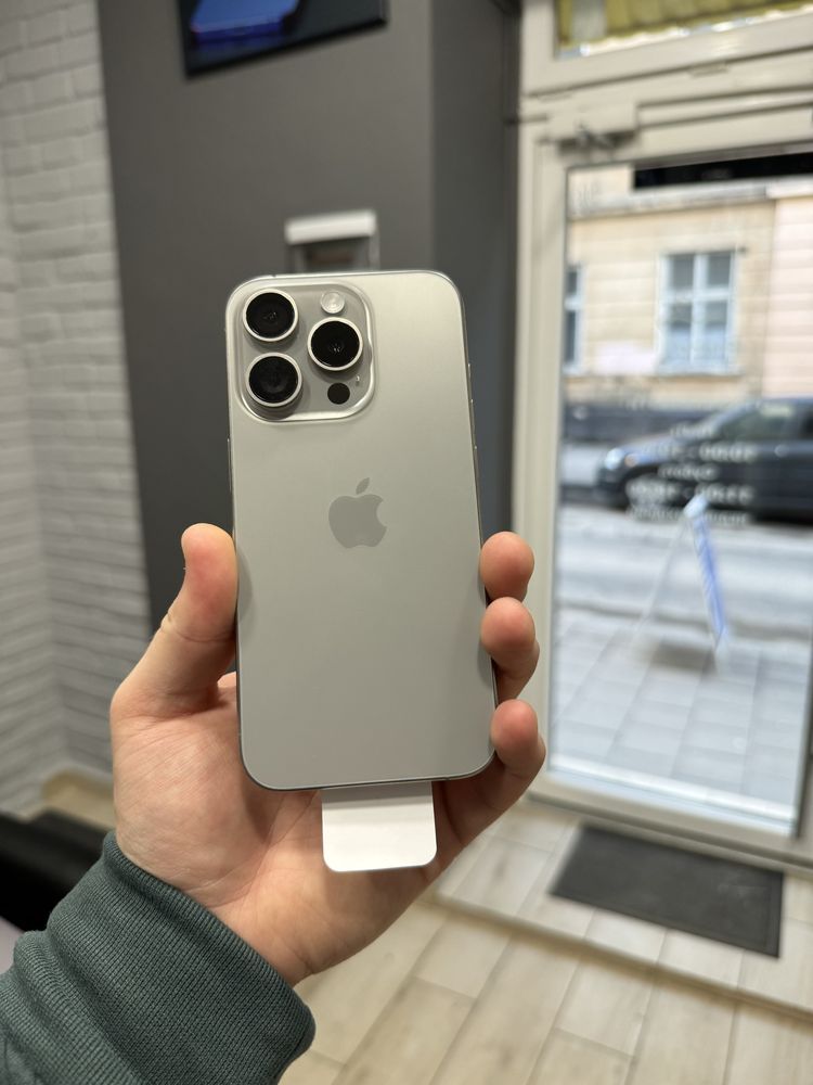 iphone 15 pro 256gb natural + 1 рік гарантії