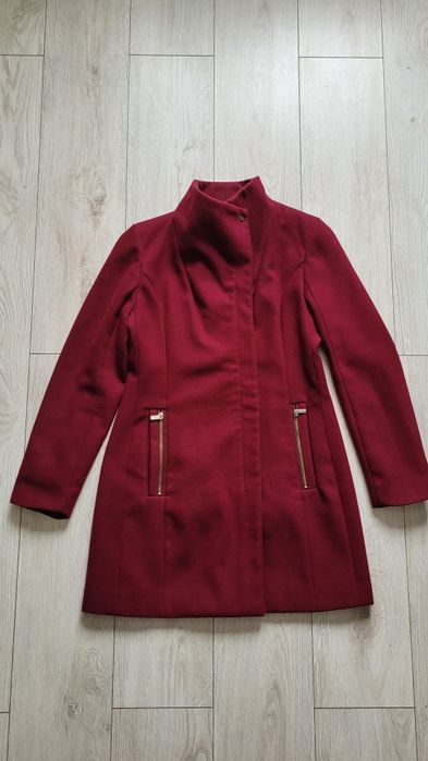 Stradivarius płaszcz bordowy burgundowy złote zamki 38 M