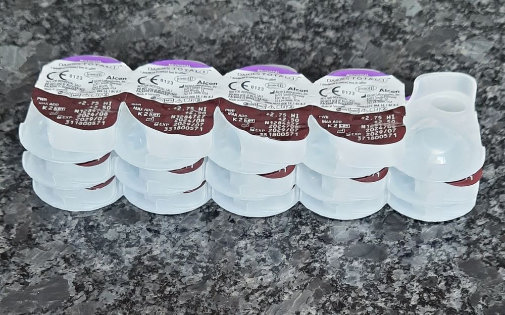 Total 1 Dailies Multifocal soczewki jednodniowe