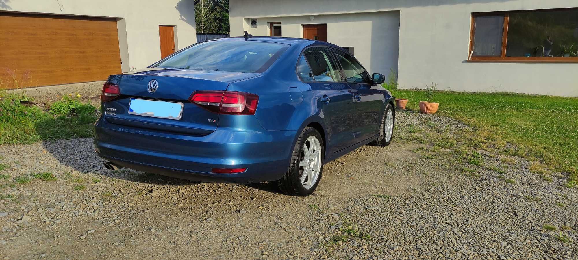 Perłowo Niebieski Volkswagen Jetta 1.4 TSI 2016, Automat, Benzyna,