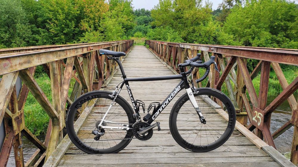 Cannodale Caad10 L 56cm 7,5kg Ultegra Di2 DuraAce Pirelli AbsolutBlack