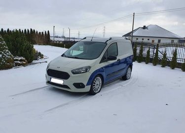 Ford Transit COURIER