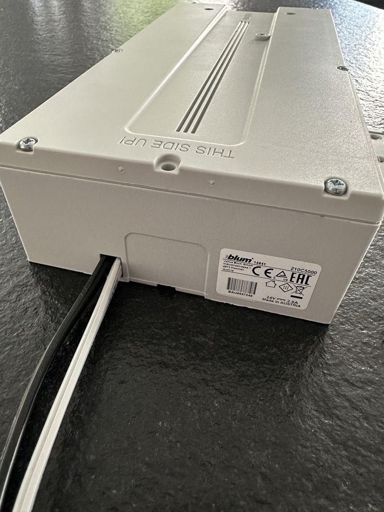 siłownik Blum servo drive flex do zmywarki , lodówki itd. Jak nowy.