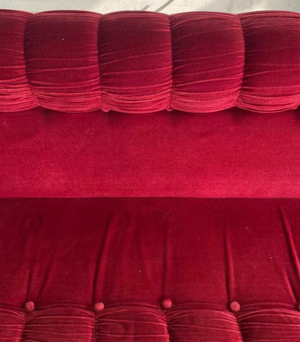 Sofá Vintage Vermelho Veludo