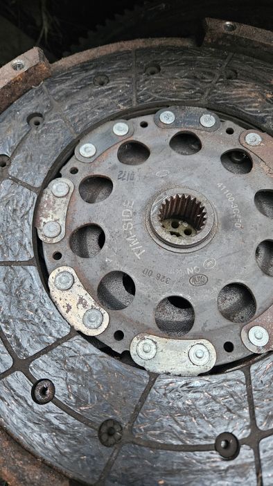 Запчастини Rexton 2