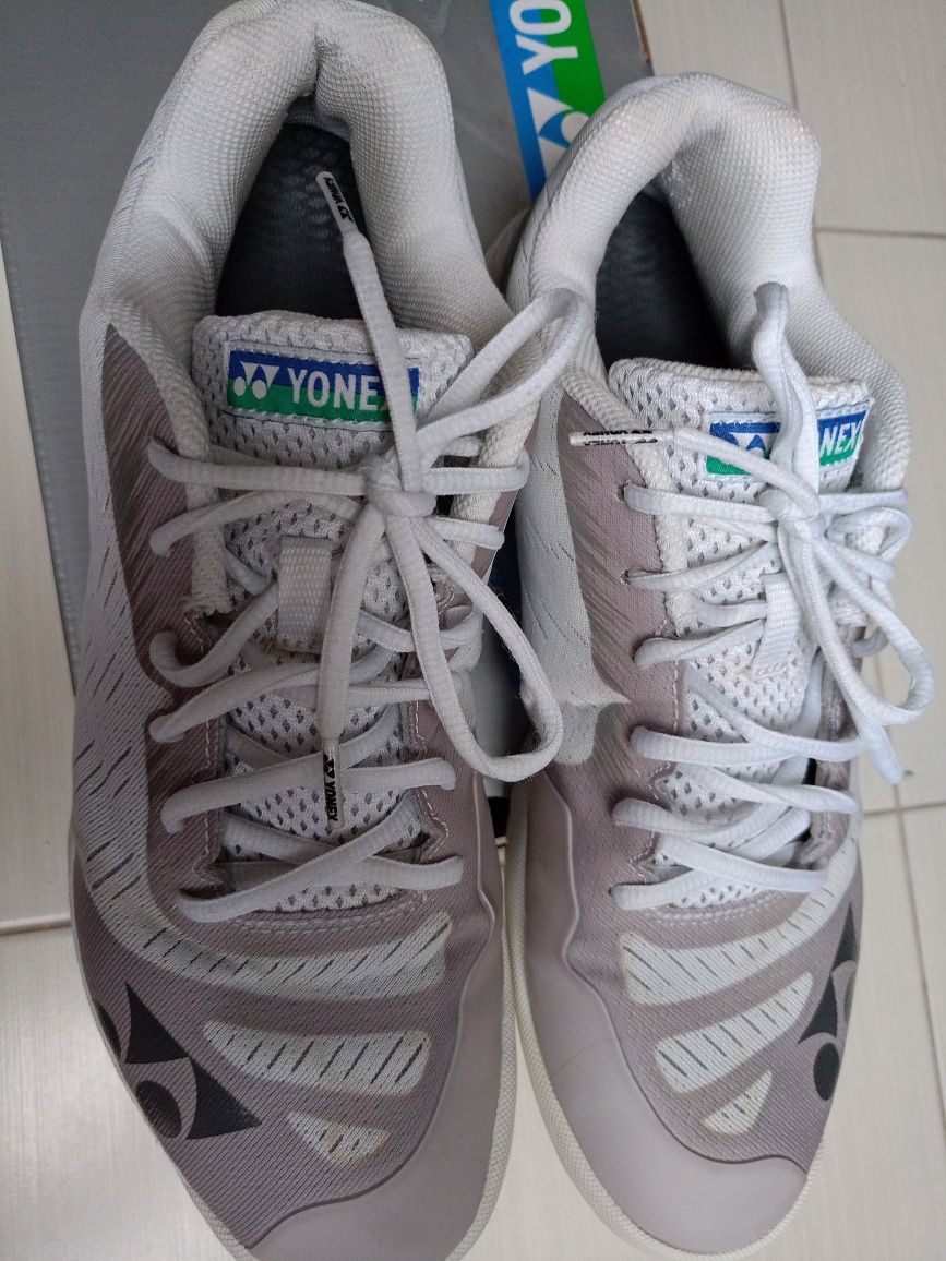 Buty męskie  do tenisa ziemnego YONEX  44,5