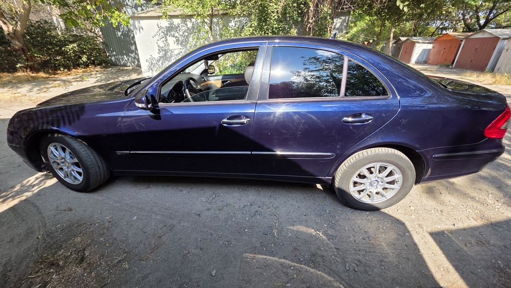 Mercedes-Benz E-Class 2007