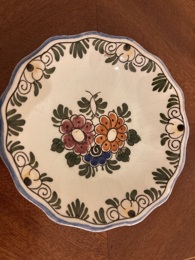 Sygnowany ceramiczny talerzyk Delft.