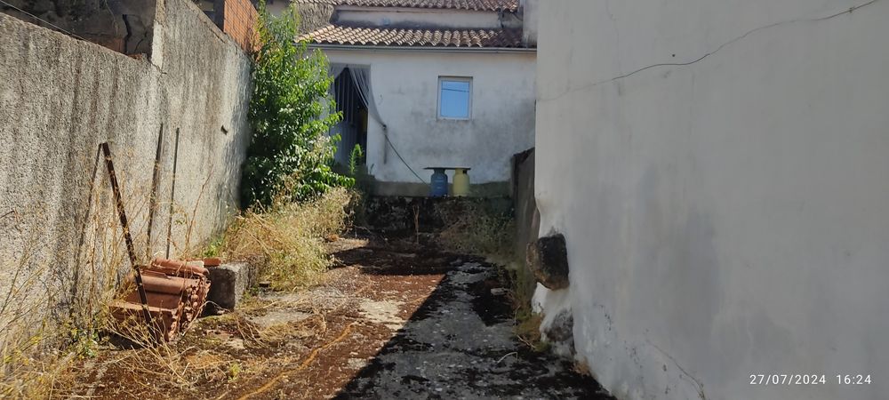 Casa rústica em aldeia