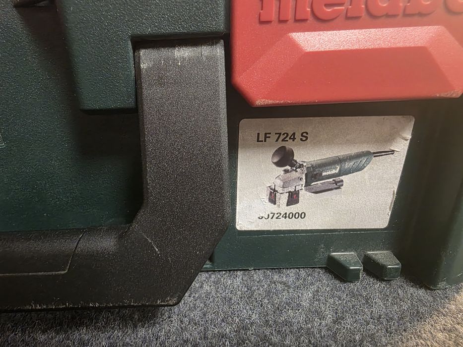 Frezarka do lakieru Metabo LF 724 S + BOX