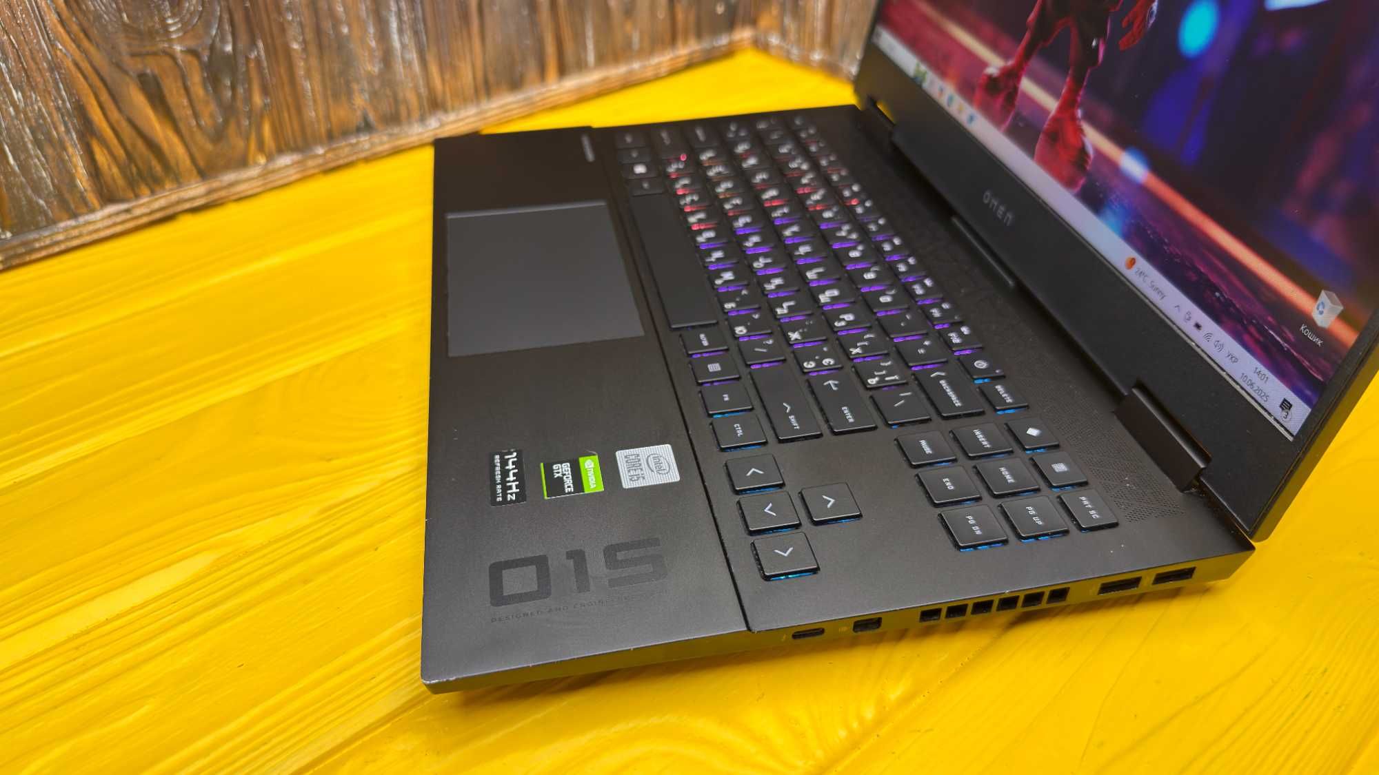Геймерський Ноутбук Hp Omen 15-EK0026NW /i5-10300H/GTX 1660 TI 6 GB