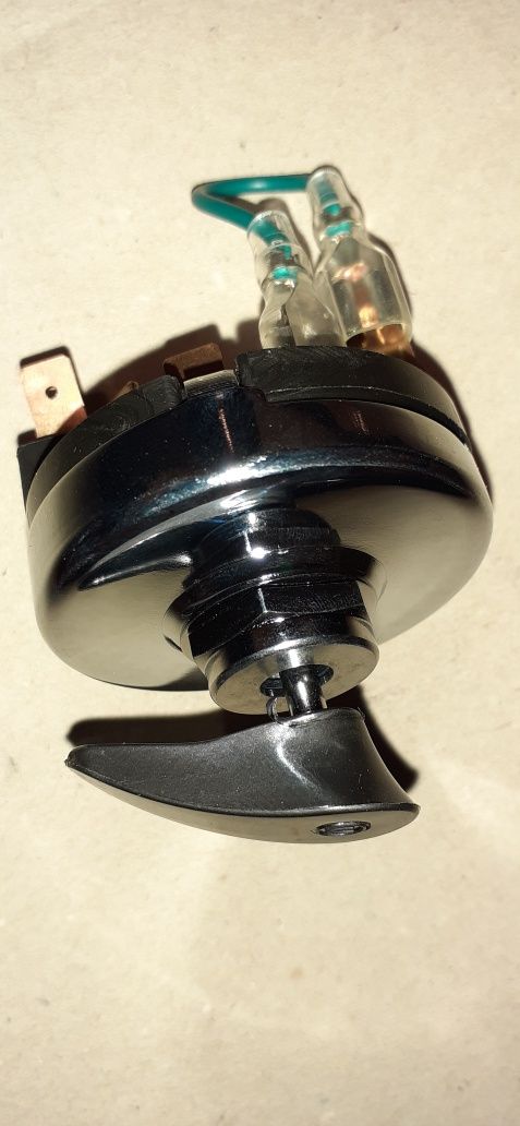 Stacyjka wsk125 + kluczyk GRATIS !