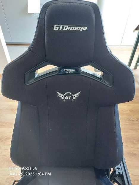 Assento reclinável GT Omega RS12 preto