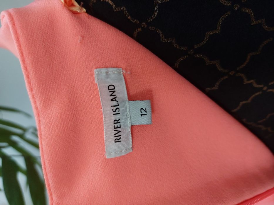 Pomarańczowa neonowa sukienka z efektownym dekoltem, River Island,r.40