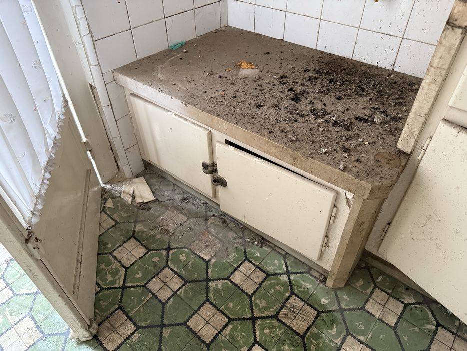 Cozinha completa com pedra anos 60