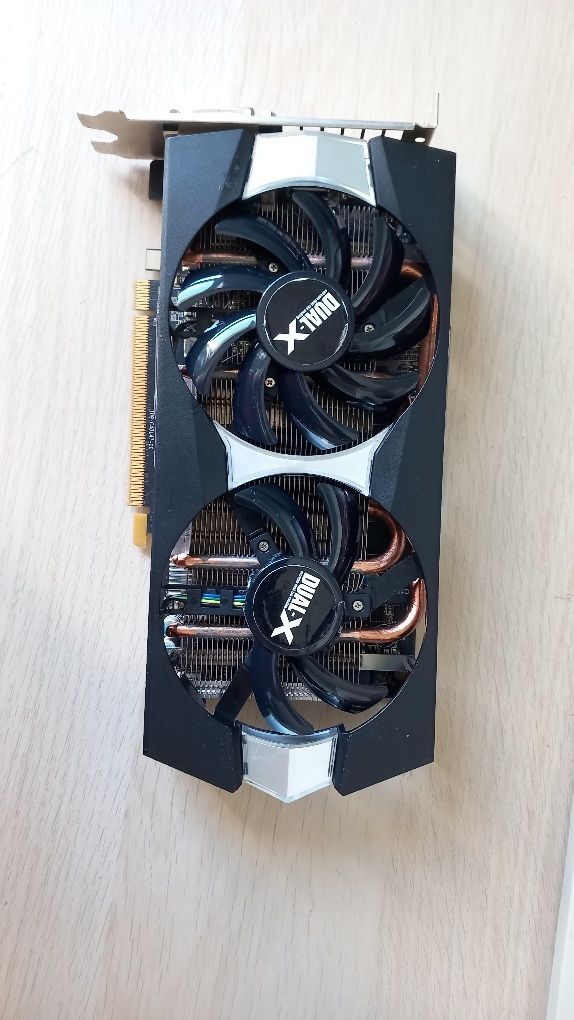 Karta graficzna radeon r9 280/270