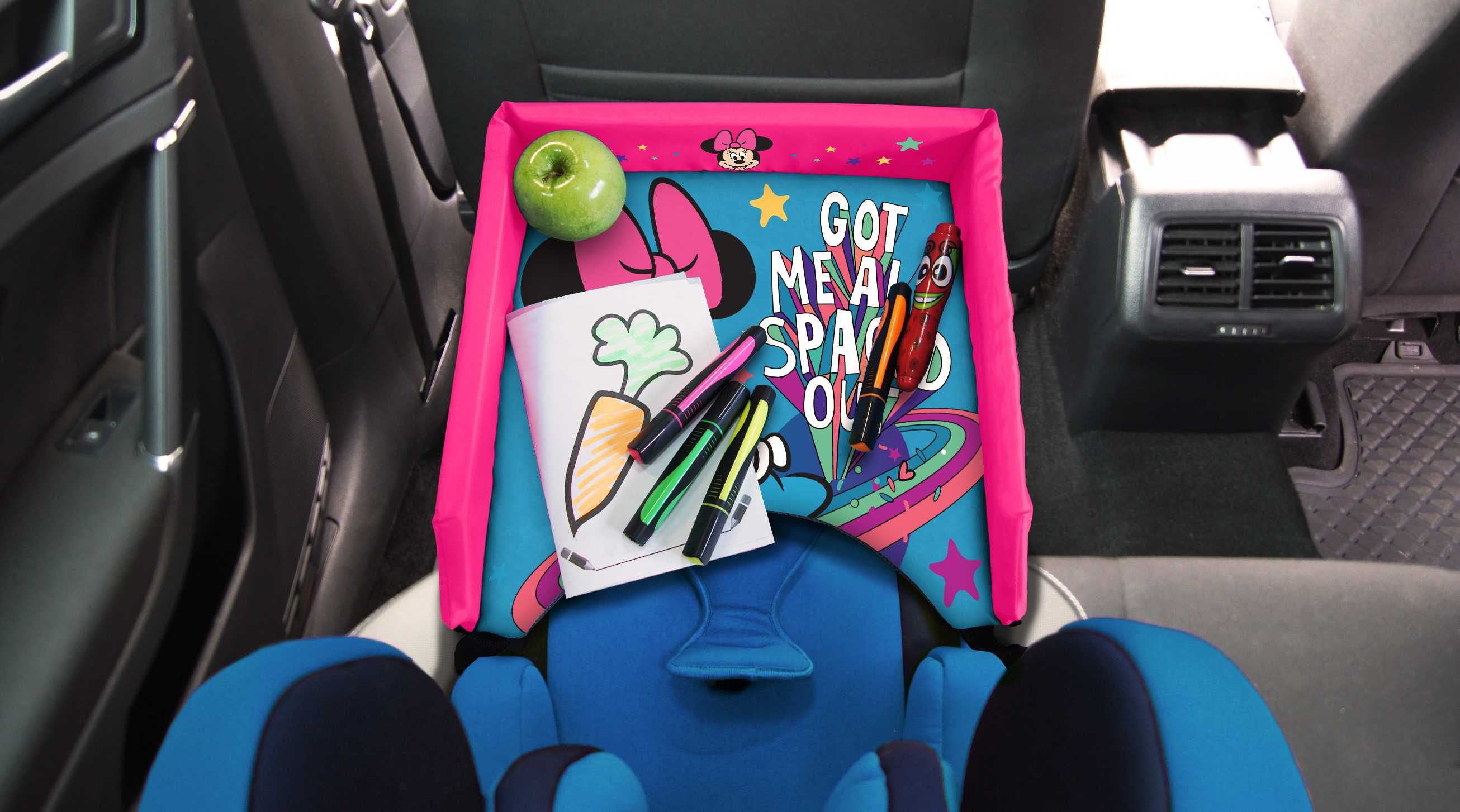 Stolik podróżny dla dzieci do samochodu