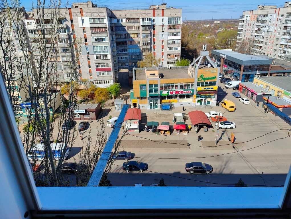 Здам 2 кімнатну квартиру в центрі без рієлторської комісії