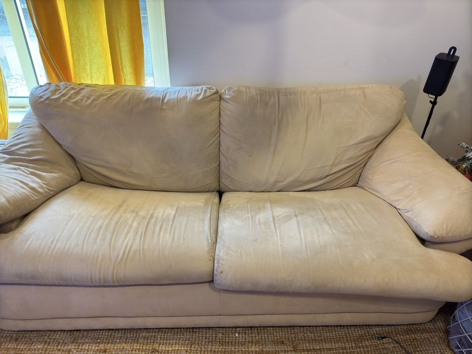 Sofá cama impermeabilizado com colchão incluído