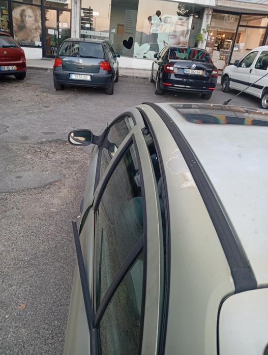 Vendo Renault Megane para peças