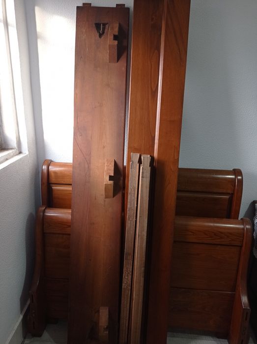 Cama de solteiro Urgente para desocupar