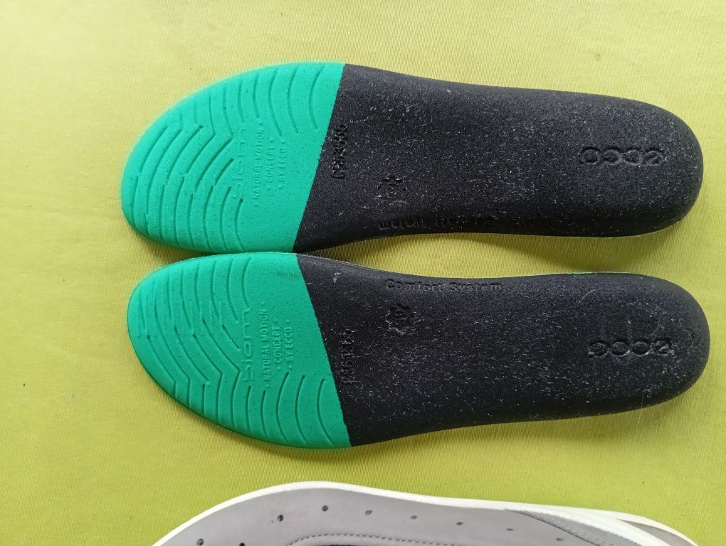 Baleriny ECCO w sportowym stylu r. 39