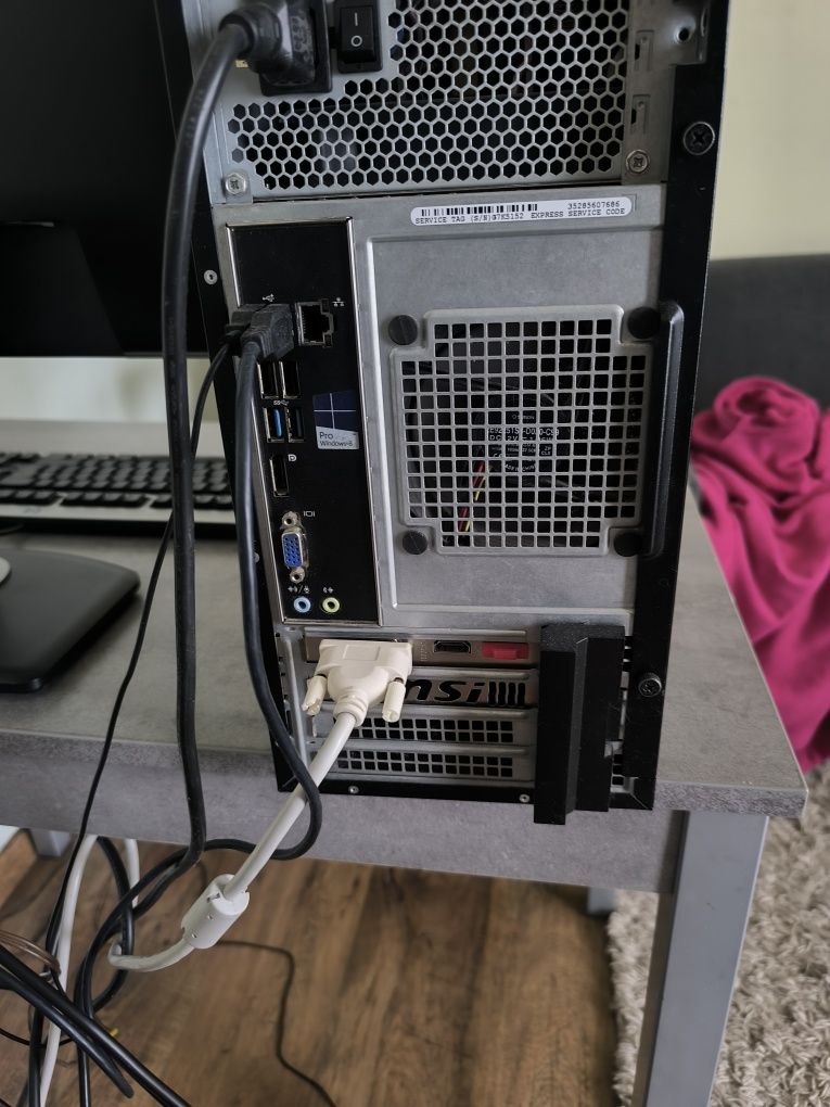 Computer  stacjonarny Dell