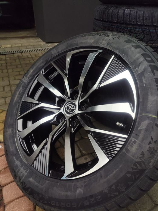 Nowe koła zimowe 18 5x114,3 z czujnikami toyota CH-r corolla Cross yar