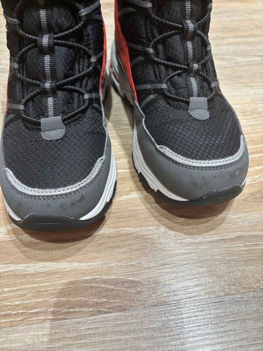 Зимові ботінки 32 розміру Skechers