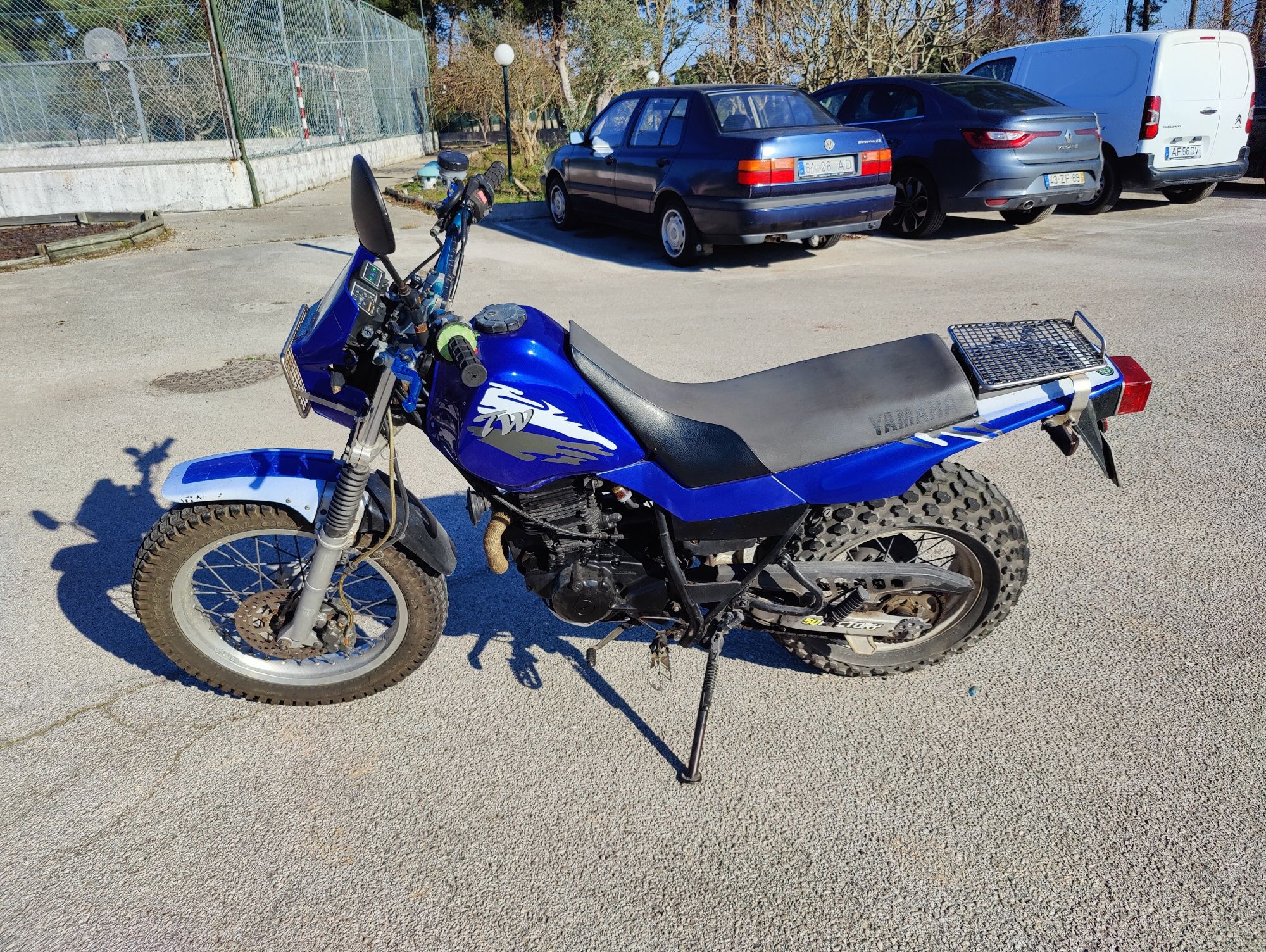 Yamaha TW 225 Azul