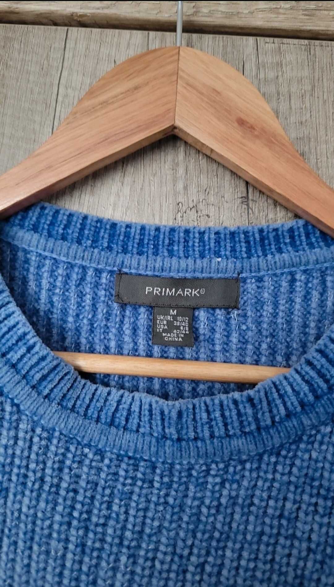 Niebieski welurowy sweter sweterek Primark 38 M